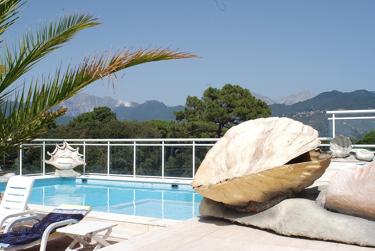 Hotel Residence Villa Marzia Marina di Pietrasanta Exterior photo